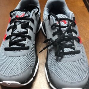 Under armor shoes